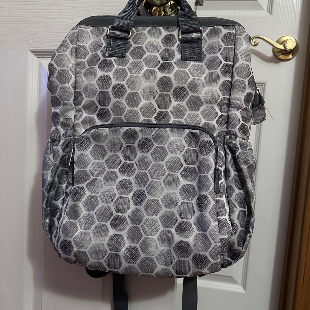 Thirty-One Gray Hexagon Backpack
